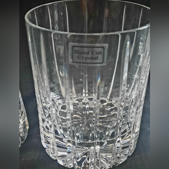 Hand cut crystal old fashion set of four glasses - Picture 7 of 12